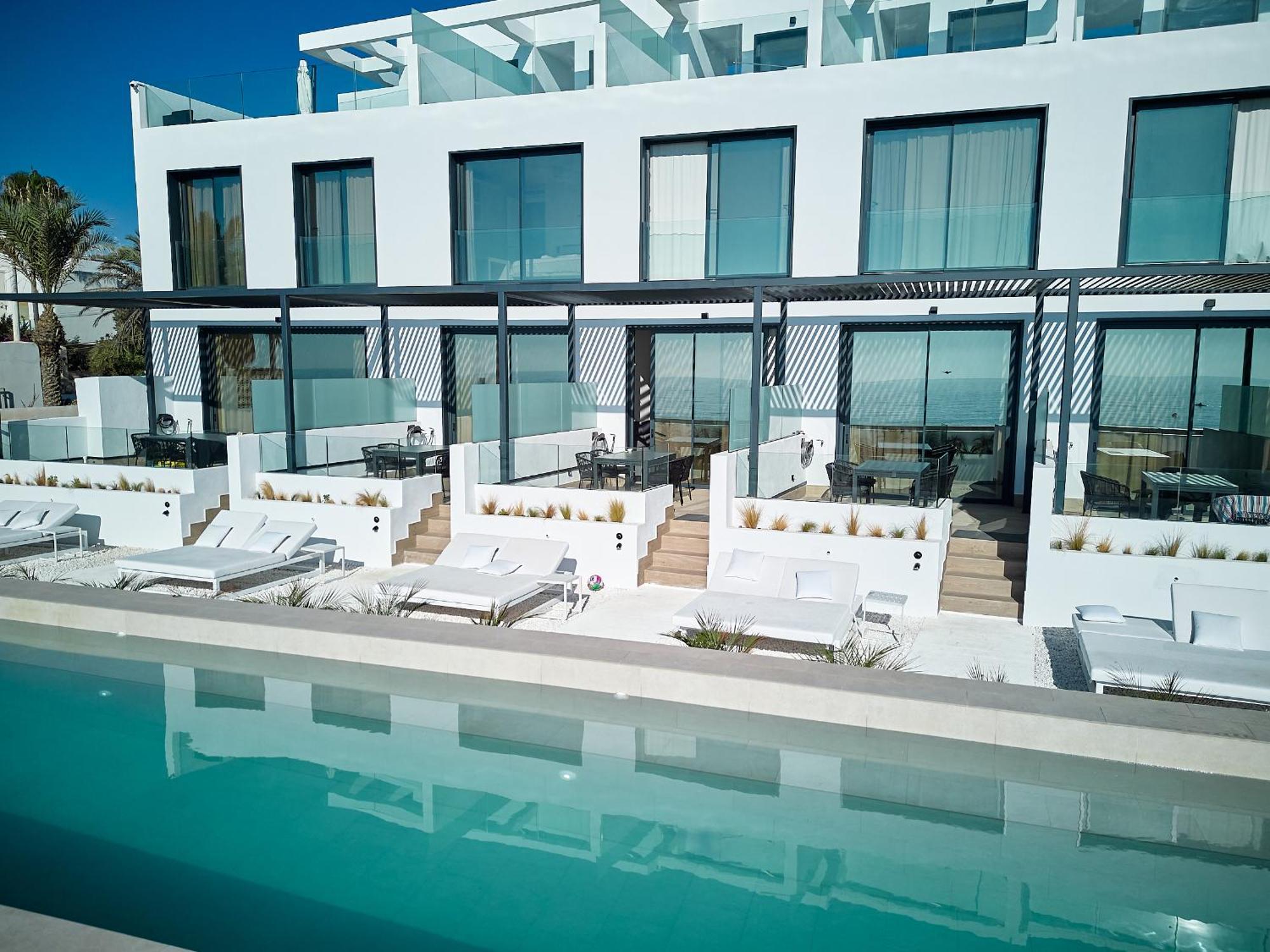 Ancon Suites Карбонерас Экстерьер фото