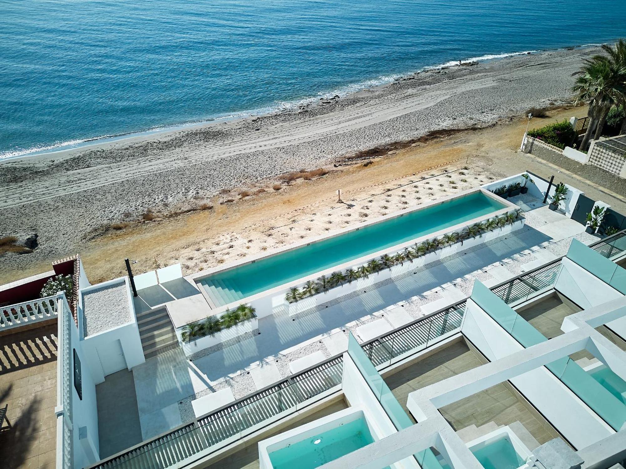 Ancon Suites Карбонерас Экстерьер фото